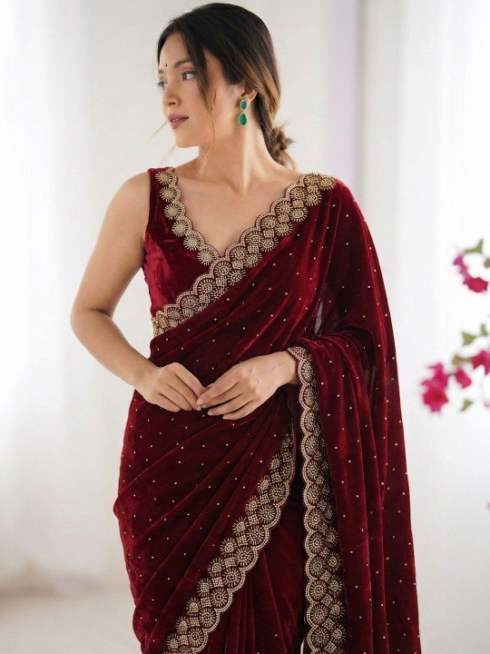 Uhagini Fancy Chiffon Diamond Work Saree